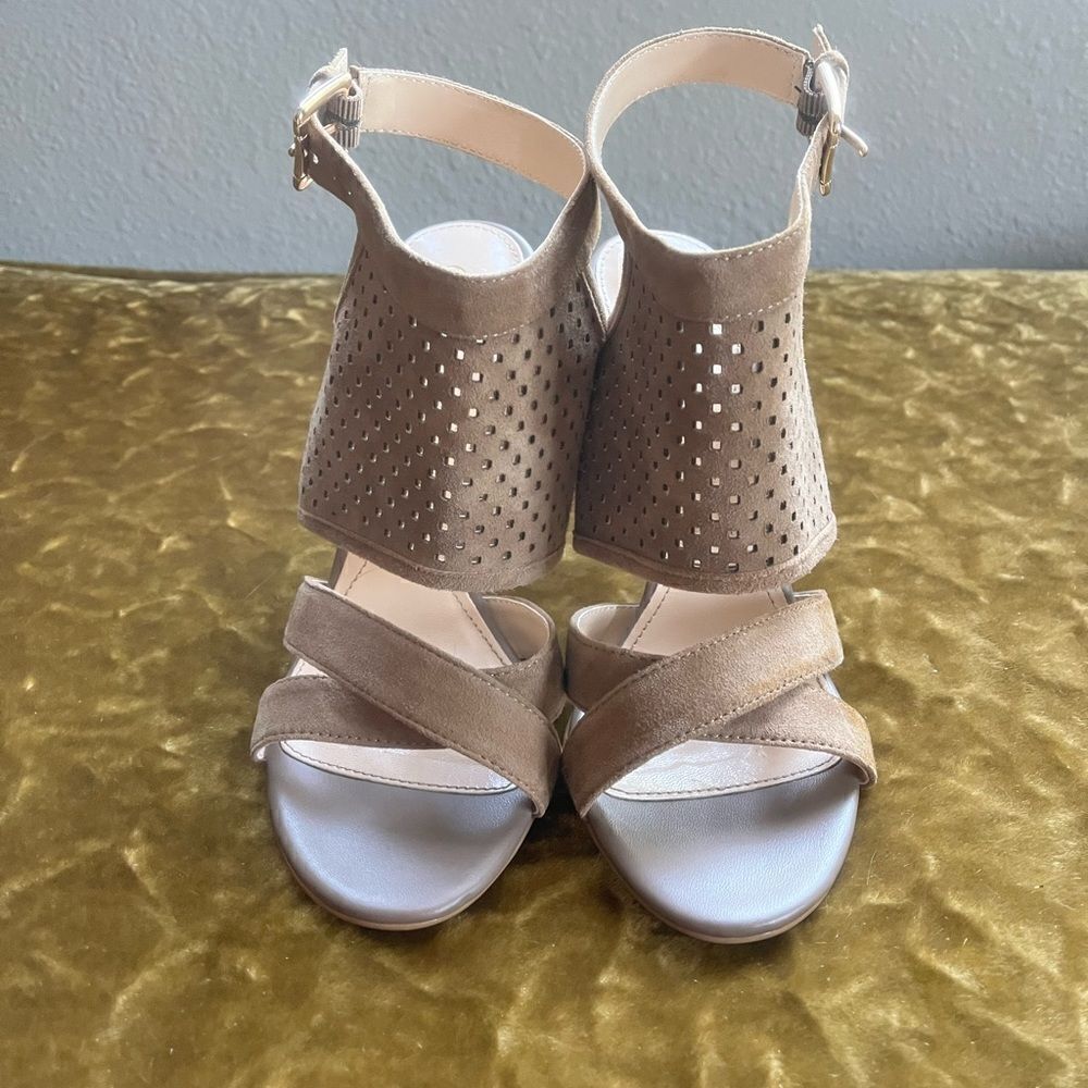Isola heels  - Picture 3 of 5